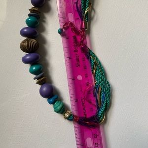 Causal corner necklace for woman this necklace is beaded with multiple color.